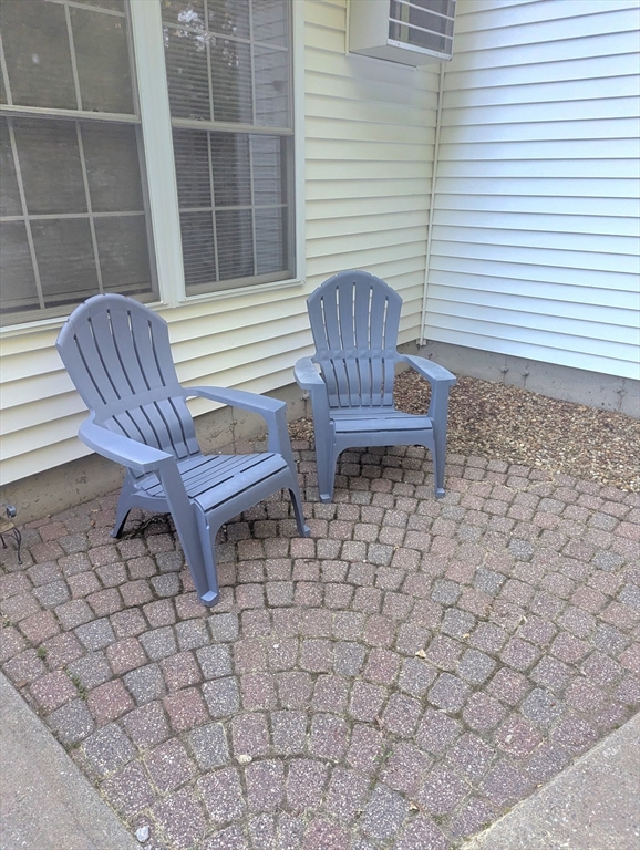 47 Berrington Road, Unit 47 Leominster, MA 01453 - Photo 4 of 14