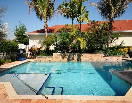 122 Rockingham Road Jupiter, FL 33458 - Photo 3 of 7 Additional Photo