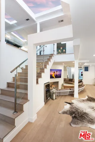 $18,000 | 1415 Braeridge Drive, Beverly Hills, CA 90210