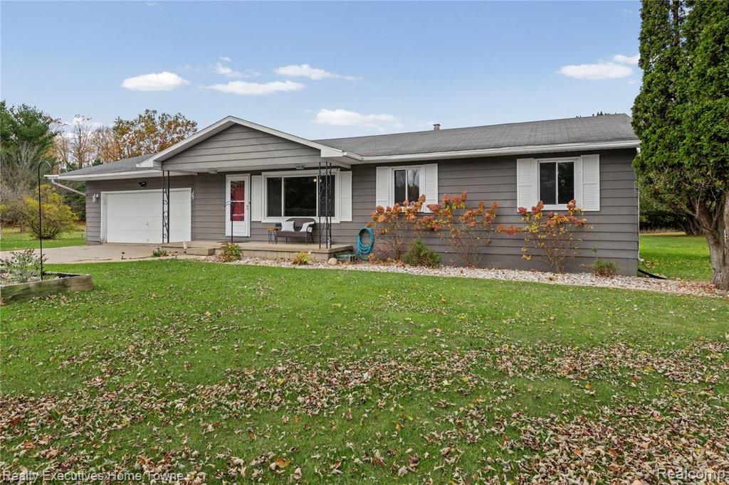 12429 East Mt Morris Road Columbiaville, MI 48421 - Photo 1 of 37 Gallery Image 1