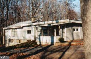 596 South Mount Pleasant Road Lebanon, PA 17042 - Photo 1 of 2 Gallery Image 1