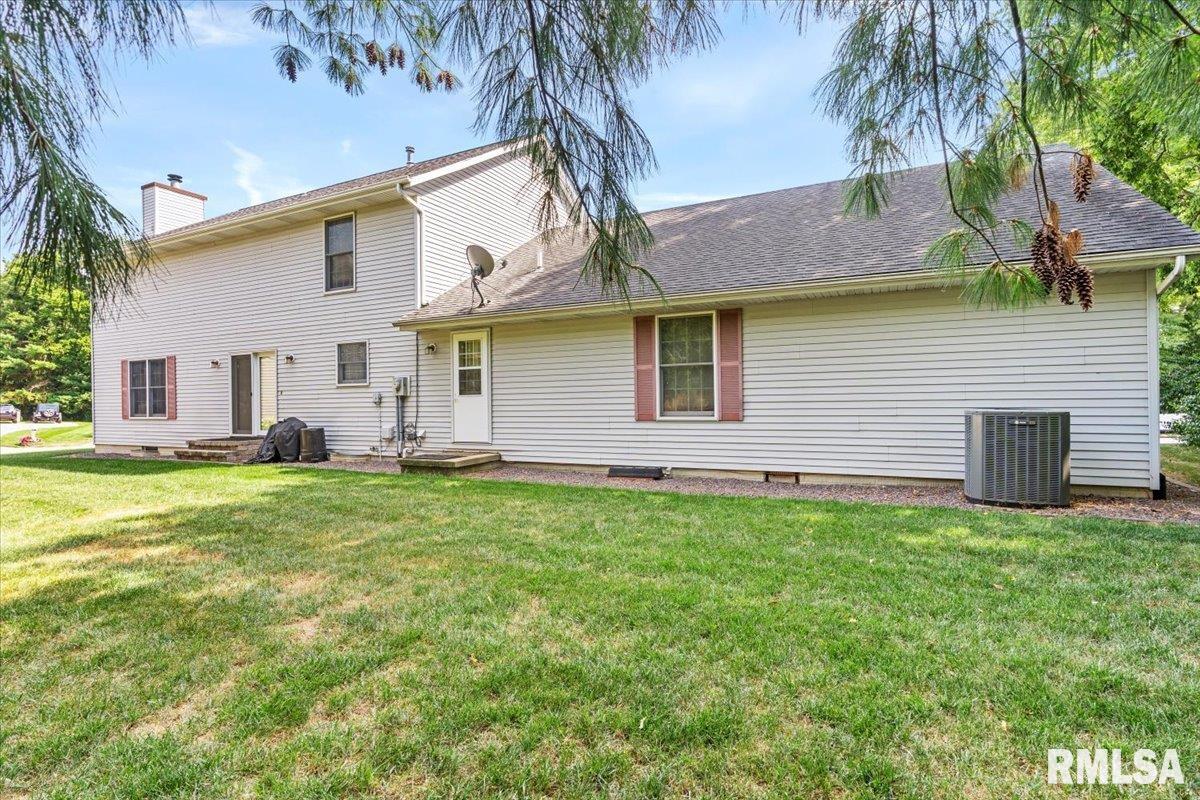 8033 Wilson Terrace Springfield, IL 62712 - Photo 38 of 40
