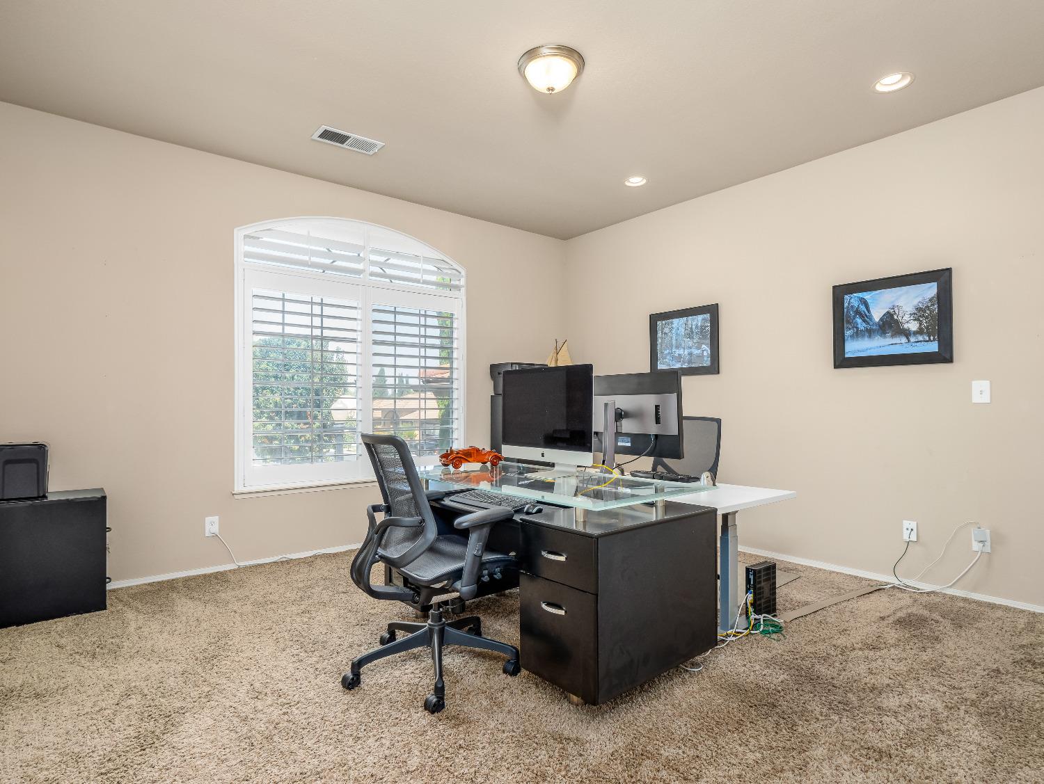 12 Breeze Way Madera, CA 93637 - Photo 31 of 48 a view of a workspace with furniture