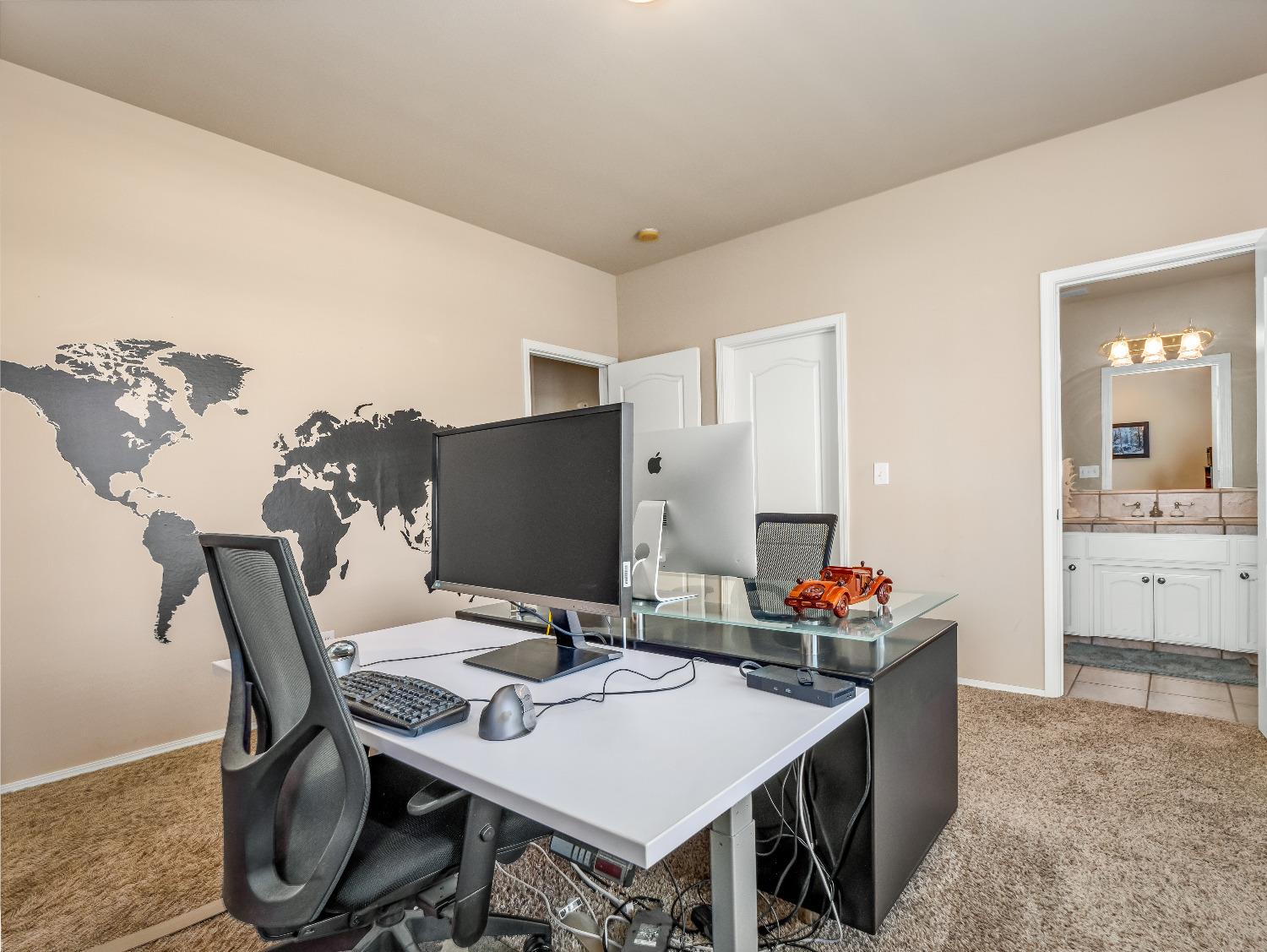 12 Breeze Way Madera, CA 93637 - Photo 32 of 48 a work place with furniture and wooden floor