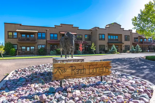 $145,000 | 2353 Quarter Horse Trail, Unit 238, Overgaard, AZ 85933