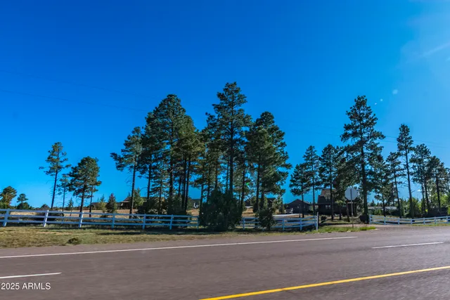 $145,000 | 2353 Quarter Horse Trail, Unit 238, Overgaard, AZ 85933