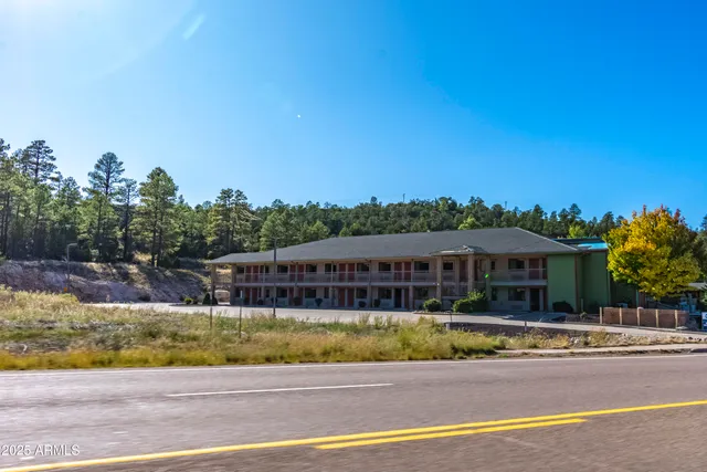 $145,000 | 2353 Quarter Horse Trail, Unit 238, Overgaard, AZ 85933