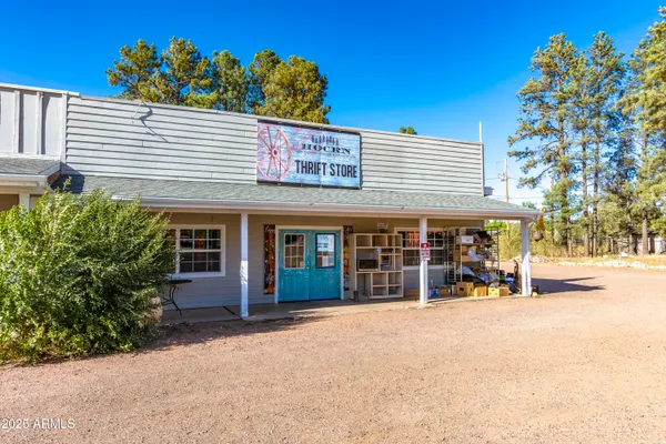 $145,000 | 2353 Quarter Horse Trail, Unit 238, Overgaard, AZ 85933