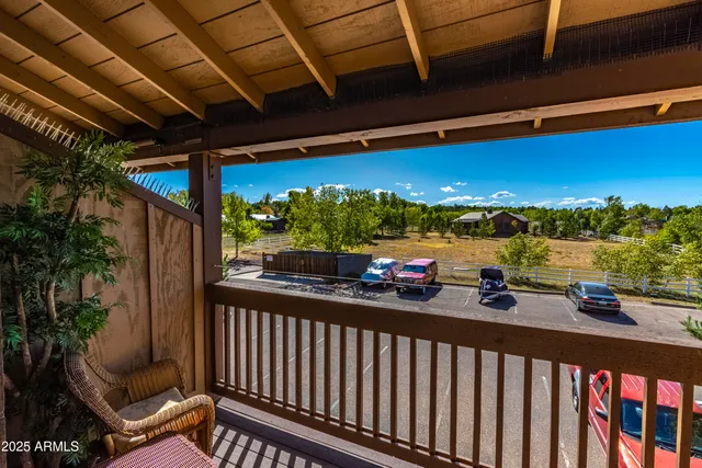 $145,000 | 2353 Quarter Horse Trail, Unit 238, Overgaard, AZ 85933