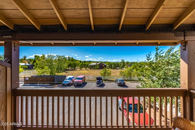 $145,000 | 2353 Quarter Horse Trail, Unit 238, Overgaard, AZ 85933