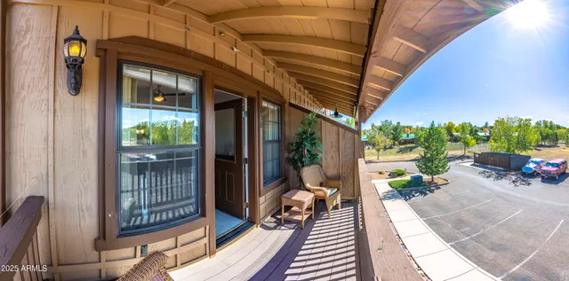 $145,000 | 2353 Quarter Horse Trail, Unit 238, Overgaard, AZ 85933