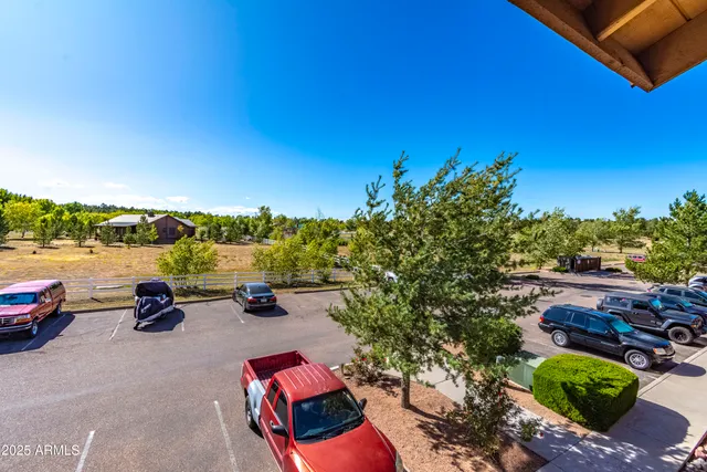 $145,000 | 2353 Quarter Horse Trail, Unit 238, Overgaard, AZ 85933