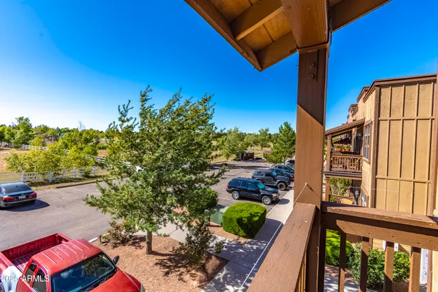 $145,000 | 2353 Quarter Horse Trail, Unit 238, Overgaard, AZ 85933