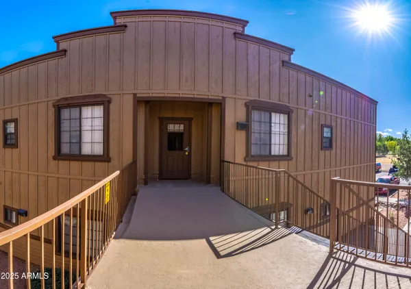 $145,000 | 2353 Quarter Horse Trail, Unit 238, Overgaard, AZ 85933
