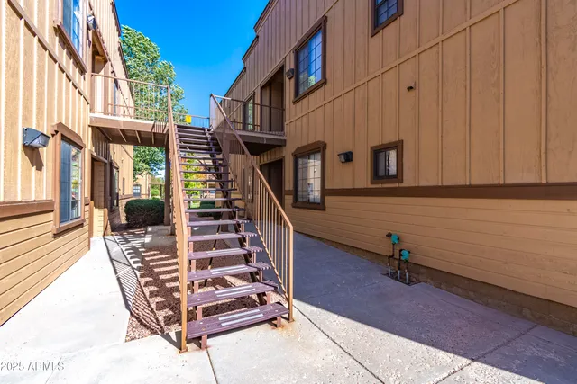 $145,000 | 2353 Quarter Horse Trail, Unit 238, Overgaard, AZ 85933