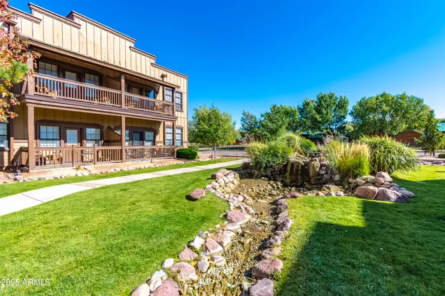 $145,000 | 2353 Quarter Horse Trail, Unit 238, Overgaard, AZ 85933