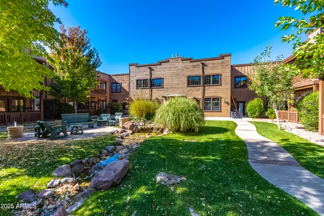 $145,000 | 2353 Quarter Horse Trail, Unit 238, Overgaard, AZ 85933