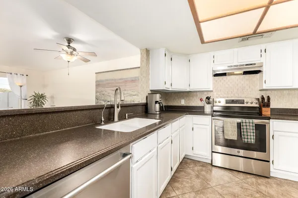 $464,900 | 525 North Red Rock Street, Gilbert, AZ 85234