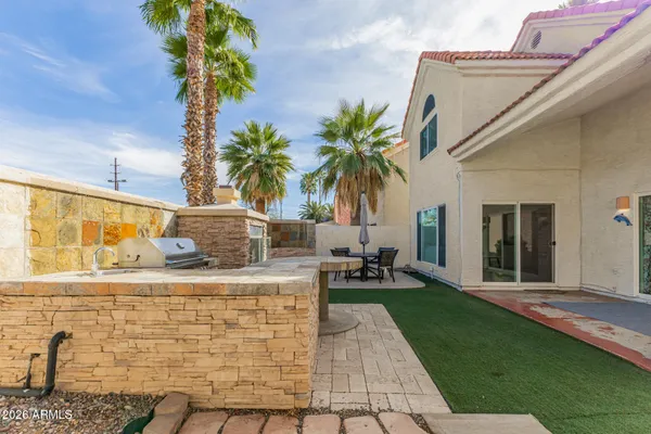 $464,900 | 525 North Red Rock Street, Gilbert, AZ 85234