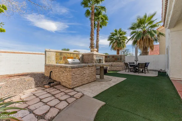 $464,900 | 525 North Red Rock Street, Gilbert, AZ 85234