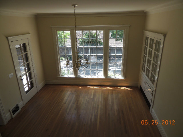 1600 San Juan Road Watsonville, CA 95076 - Photo 7 of 14 a view of an entryway with a window