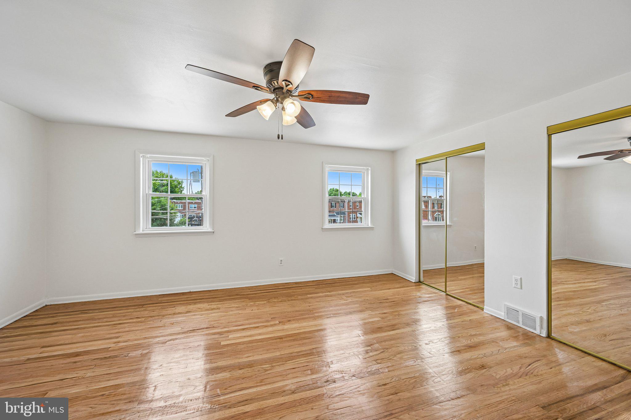 12534 Fedor Road Philadelphia, PA 19154 - Photo 29 of 66 Bright and airy open space awaits.