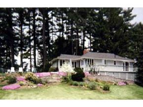 87 Chester Road Derry, NH 03038 - Photo 2 of 3