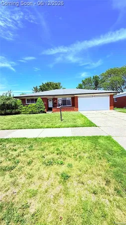 $289,000 | 13051 Iowa Drive, Warren, MI 48088