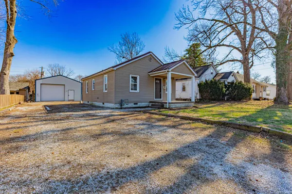 $1,295 | 20 South Villa Drive, Evansville, IN 47714