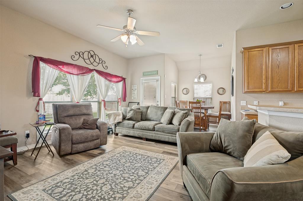 105 High Meadow Road Red Oak, TX 75154 - Photo 8 of 25