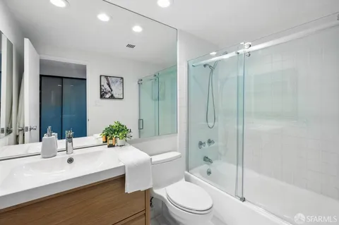 $795,000 | 1200 Gough Street, Unit 23D, San Francisco, CA 94109
