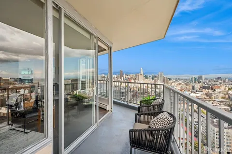 $795,000 | 1200 Gough Street, Unit 23D, San Francisco, CA 94109