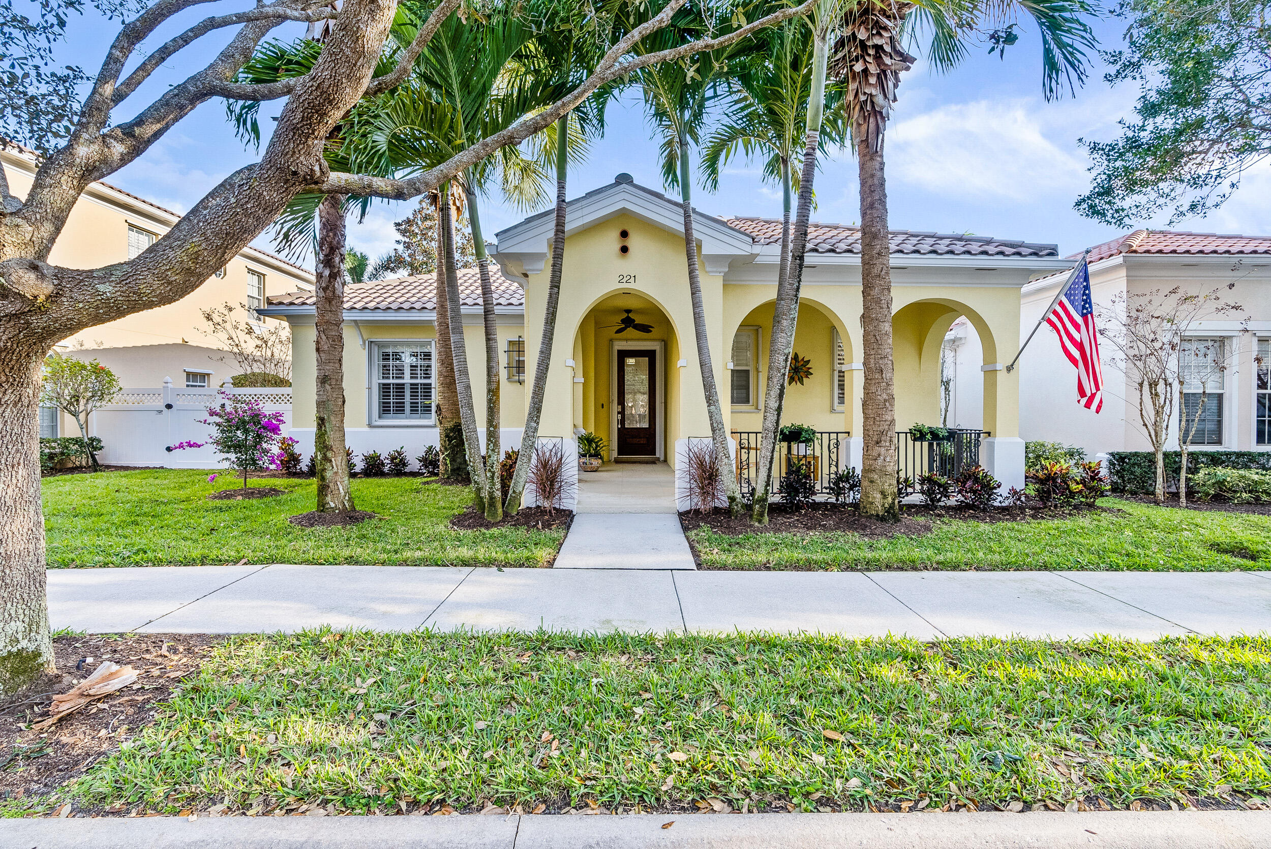 221 Florence Drive Jupiter, FL 33458 - Photo 24 of 28 Front Exterior