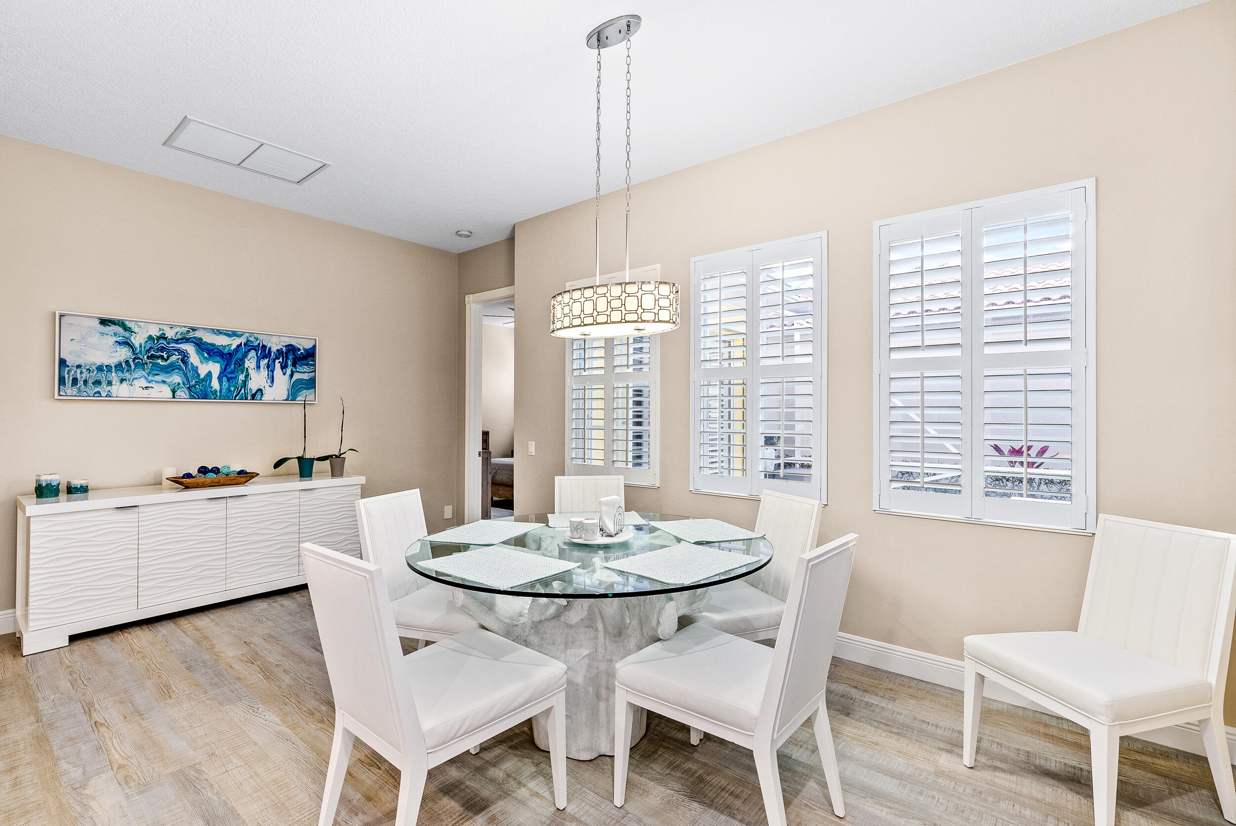 221 Florence Drive Jupiter, FL 33458 - Photo 3 of 28 Dining