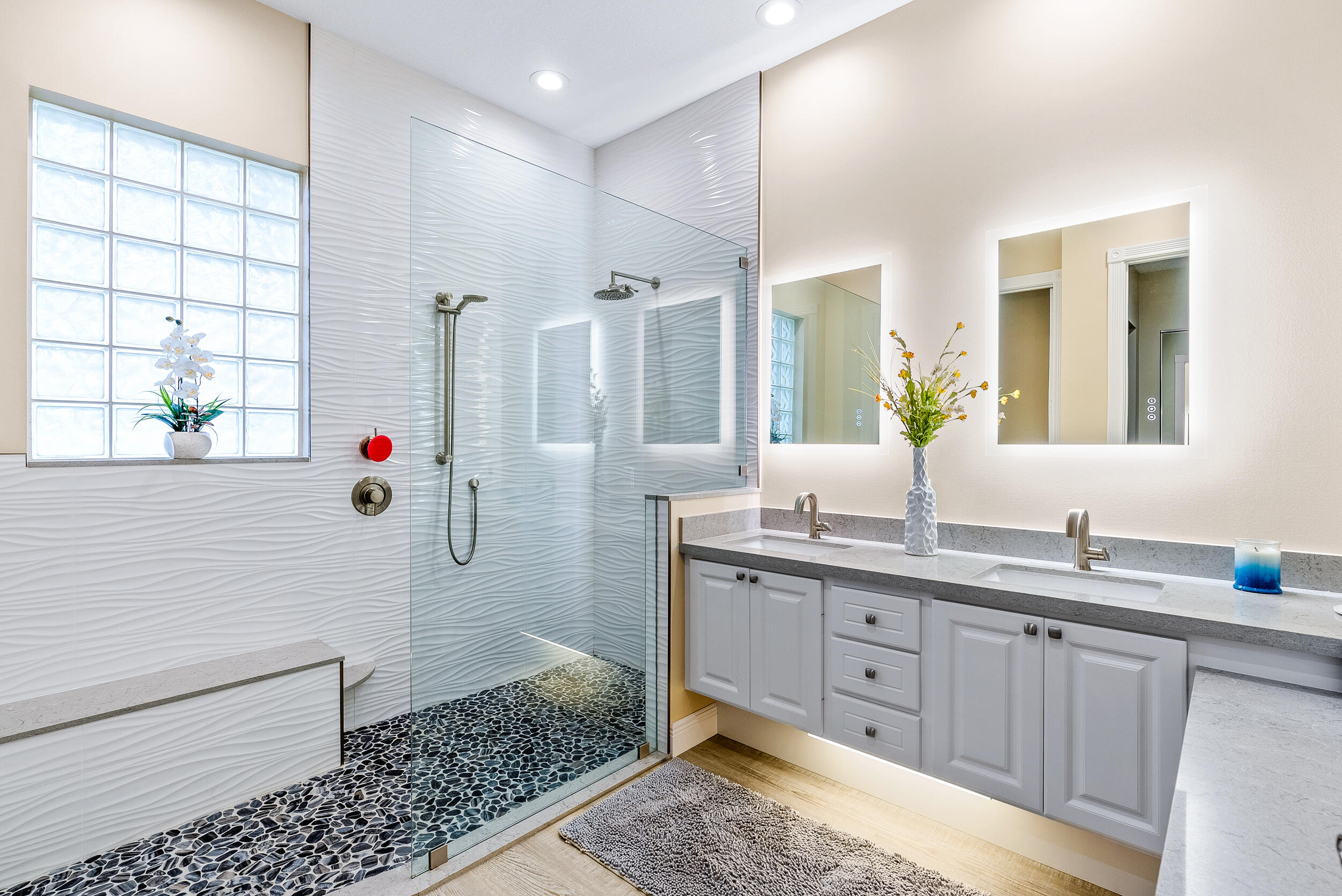 221 Florence Drive Jupiter, FL 33458 - Photo 10 of 28 Primary Bath