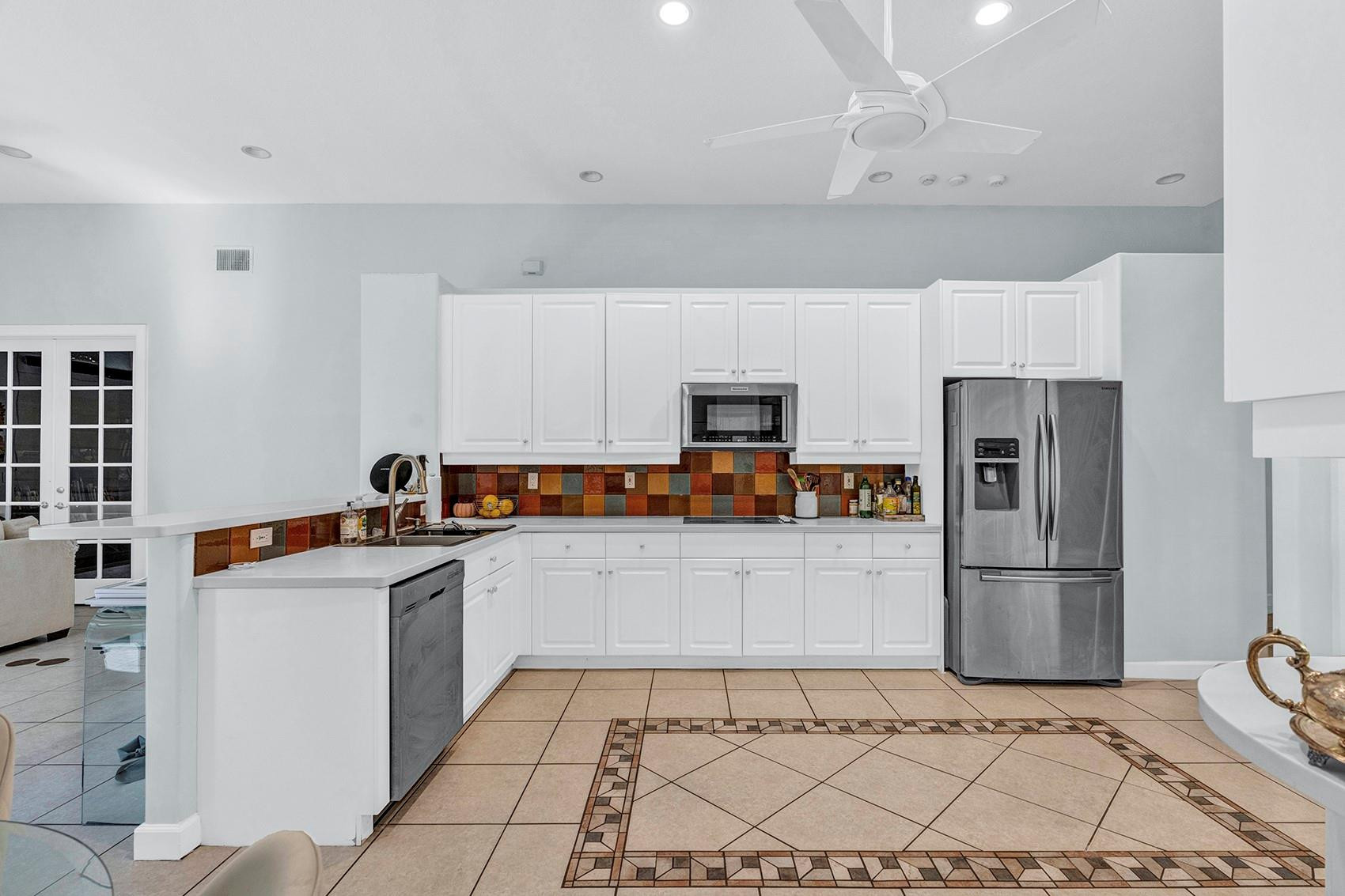 9737 Parkview Avenue Boca Raton, FL 33428 - Photo 11 of 24 Photo 11