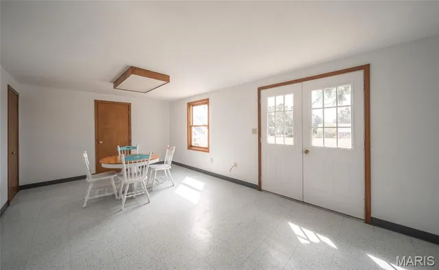 $345,000 | 12280 County Road 3450, St. James, MO 65559