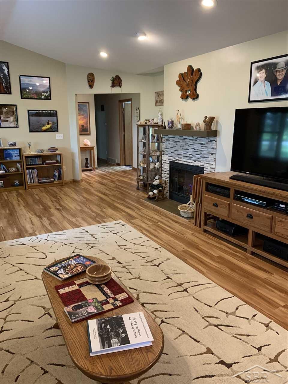 2648 East Shaffer Road Midland, MI 48642 - Photo 9 of 47