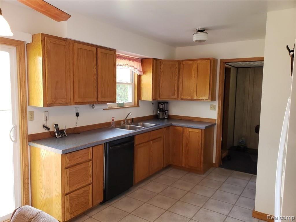 13128 North Clio Road Clio, MI 48420 - Photo 3 of 19 3.jpg