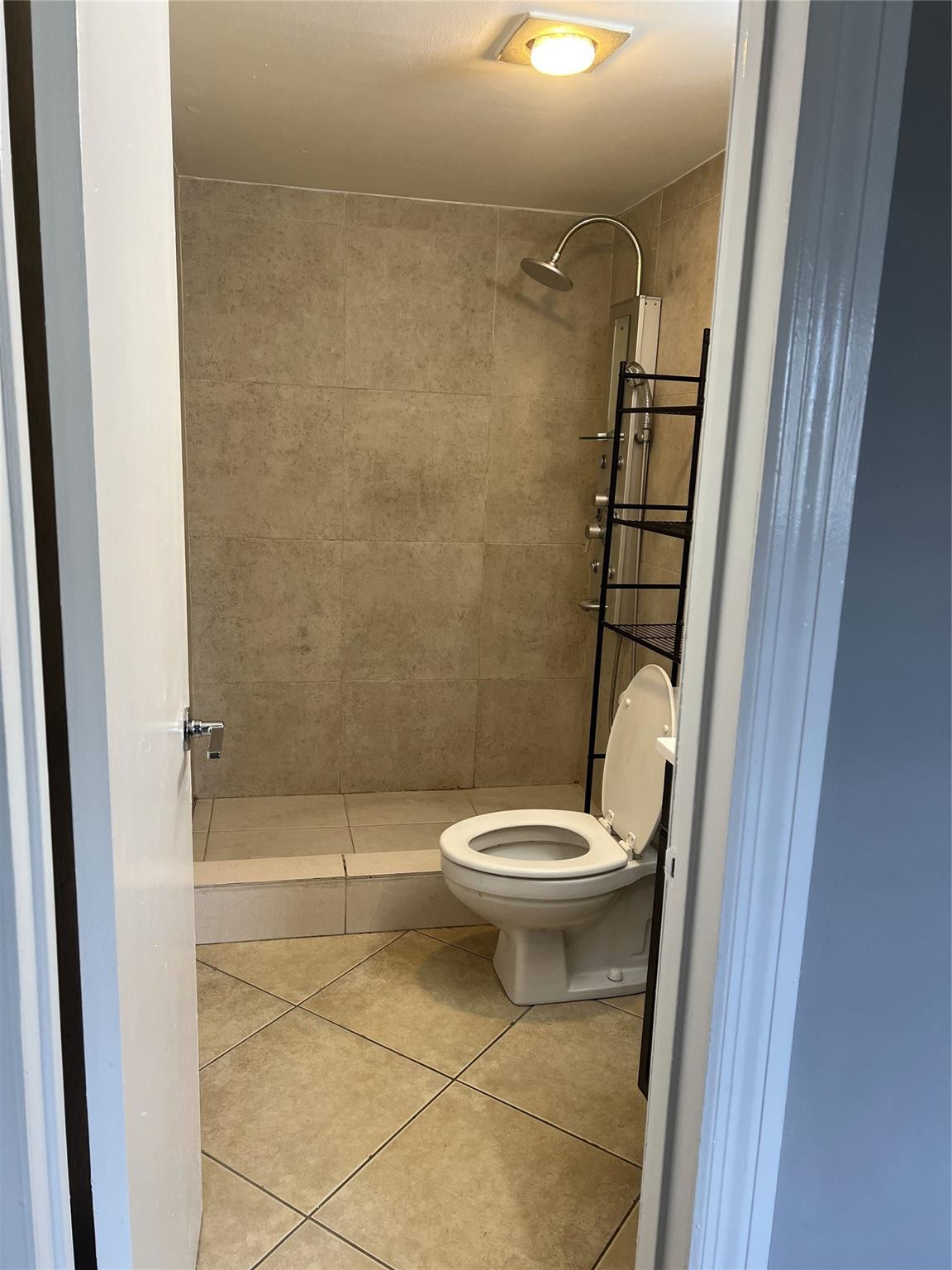 9272 Southwest 3rd Street, Unit 410 Boca Raton, FL 33428 - Photo 4 of 23 Photo 4