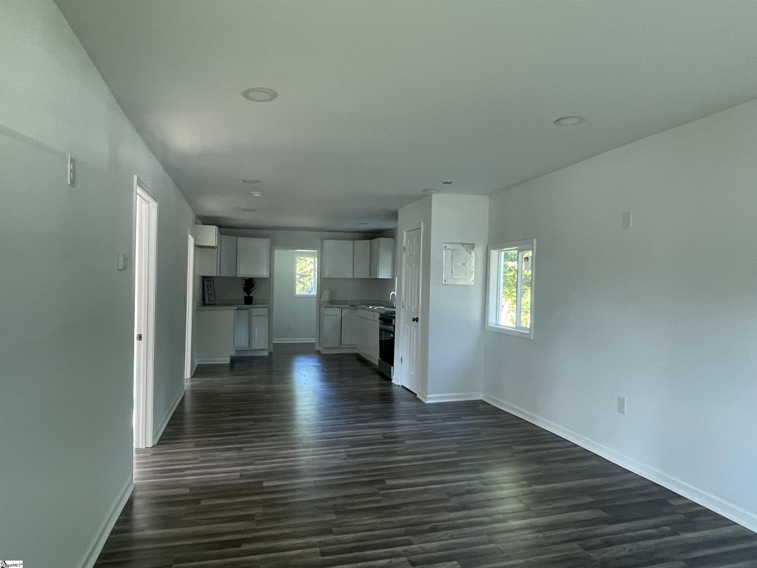 103 Mason Street Clinton, SC 29325 - Photo 2 of 17