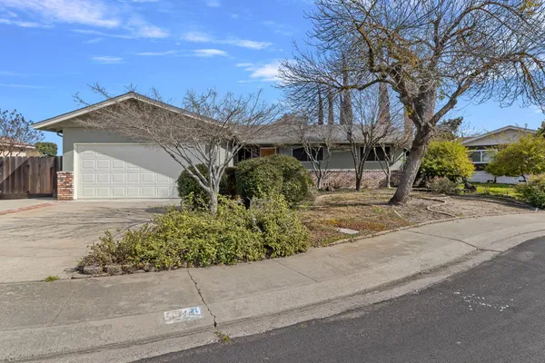 $415,000 | 1428 Kent Way, Modesto, CA 95355