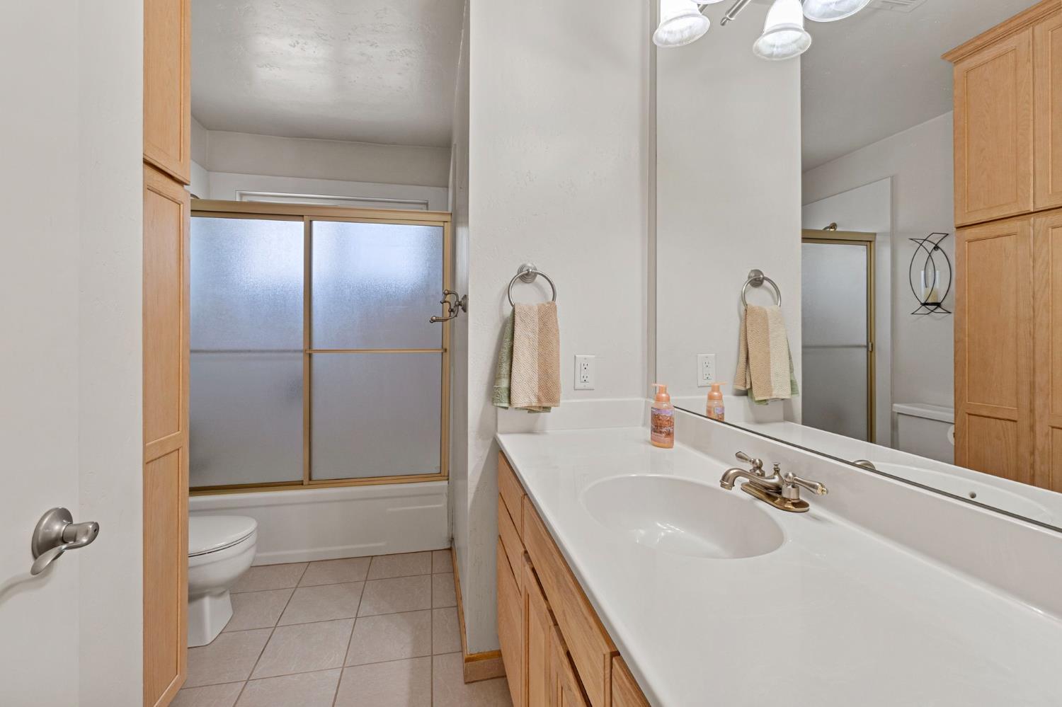 1428 Kent Way Modesto, CA 95355 - Photo 18 of 27