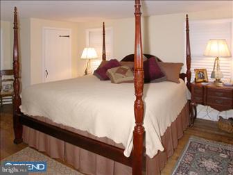135 King George Road Pennington, NJ 08534 - Photo 5 of 6 Gallery Image 5