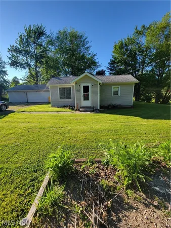 $129,900 | 498 Walnut Street, Conneaut, OH 44030