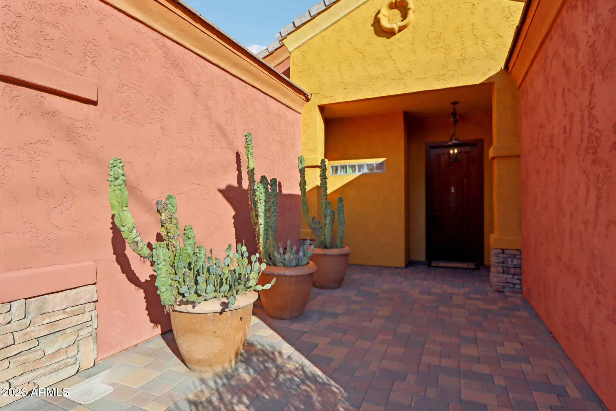 6719 North 15th Avenue Phoenix, AZ 85015 - Photo 14 of 39 5-web-or-mls-N 15th Ave-S0701-005