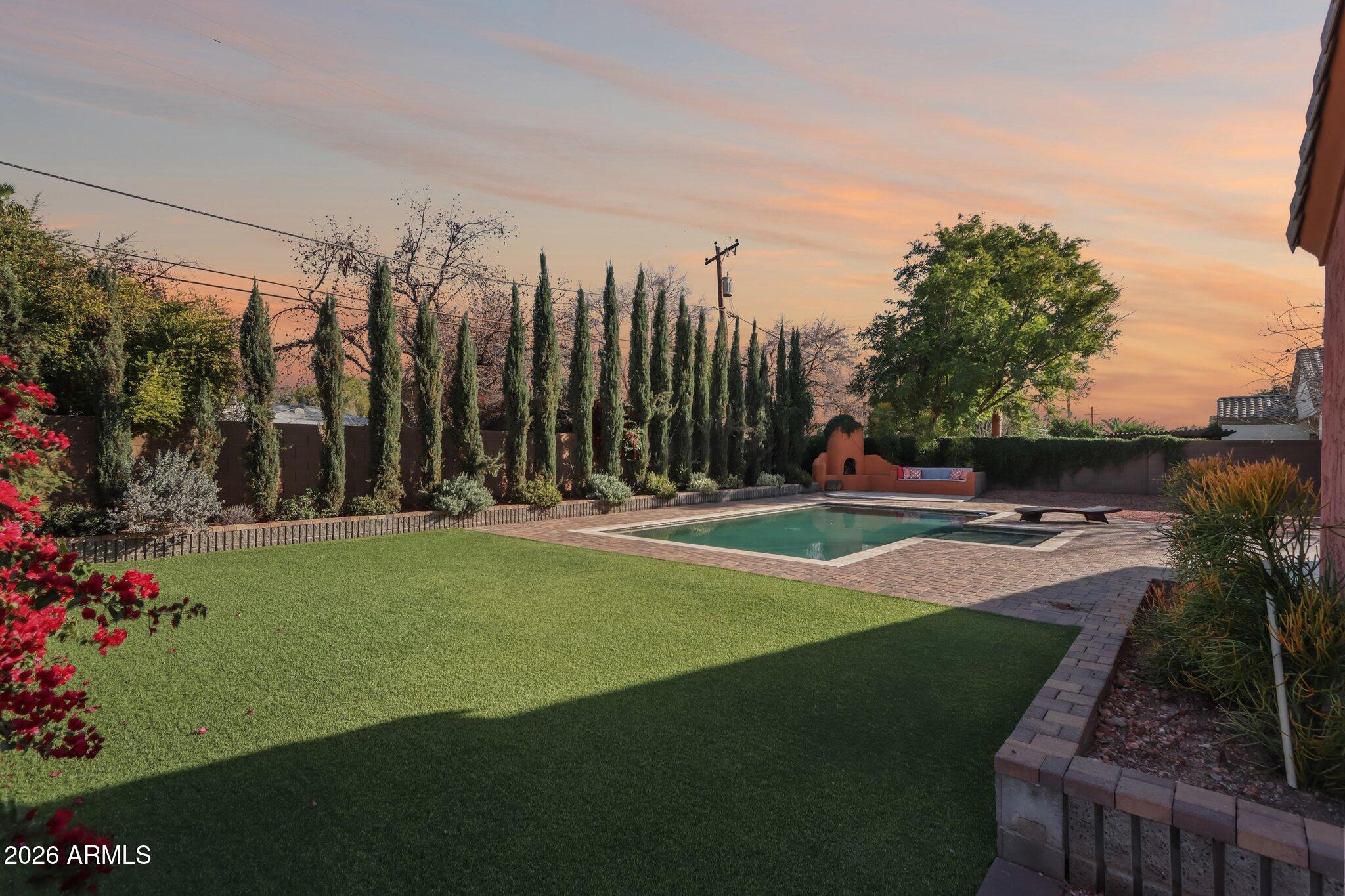 6719 North 15th Avenue Phoenix, AZ 85015 - Photo 4 of 39 51-web-or-mls-VT-0701-1