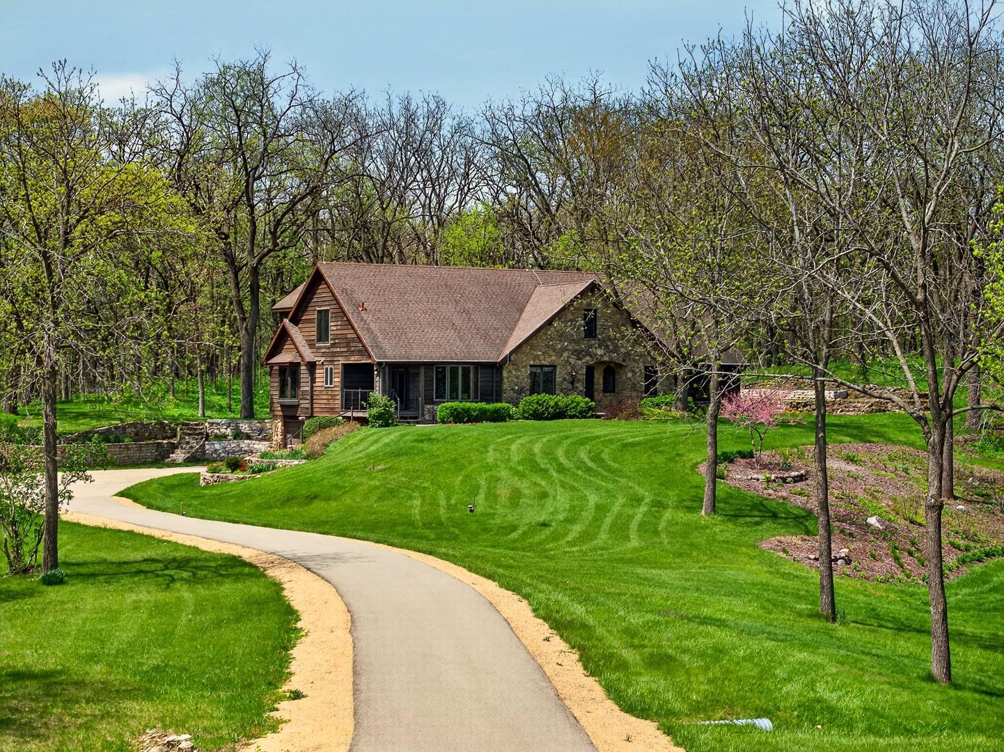 4802 Country Meadows Road Brooklyn, WI 53521 - Photo 5 of 89