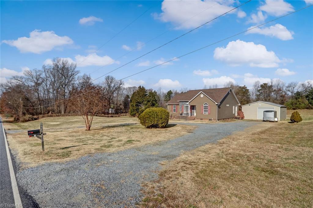1520 Gibbs Road Reidsville, NC 27320 - Photo 2 of 30 Gallery Image 2