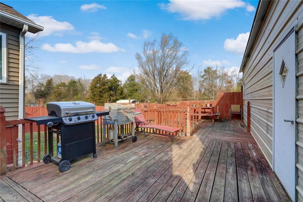 1520 Gibbs Road Reidsville, NC 27320 - Photo 22 of 30 Gallery Image 22